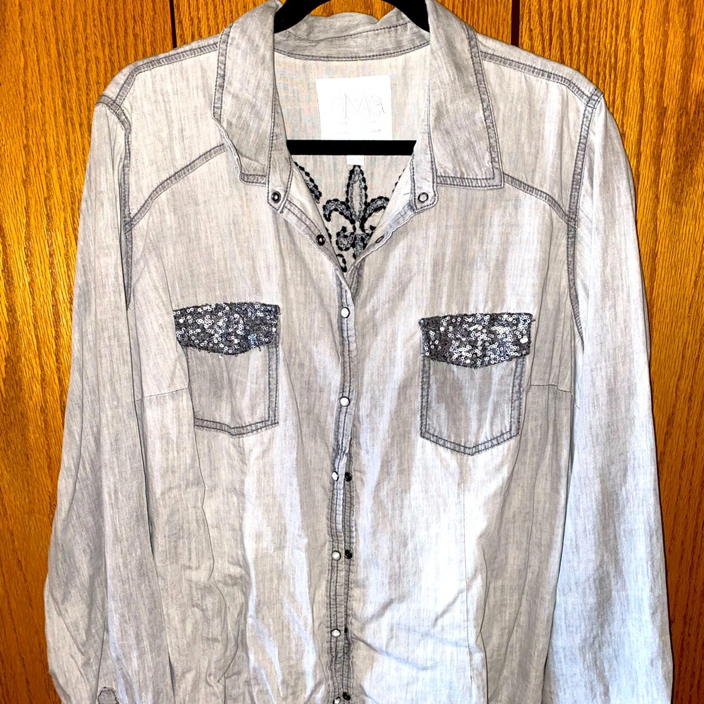 Maurices premium gray chambray top